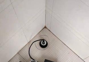 绥化卫生间漏水维修洗手台溢水浸湿墙体堵漏推荐个靠谱商家诚匠小爱修缮
